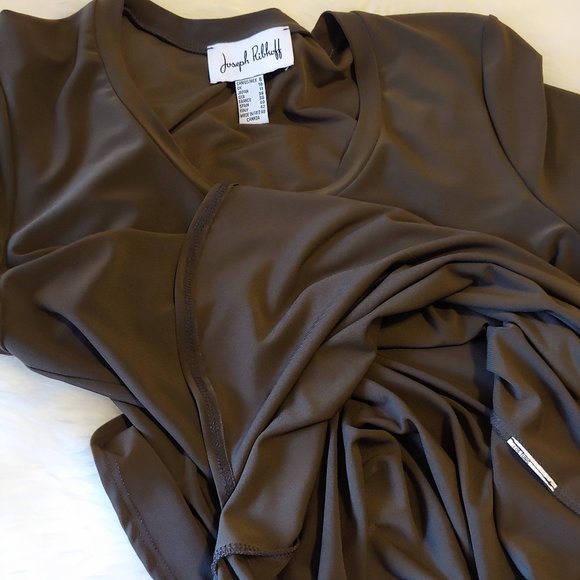 Joseph Ribkoff Rounded Hem Avocado Tunic, Sz 8 - Picture 8 of 9
